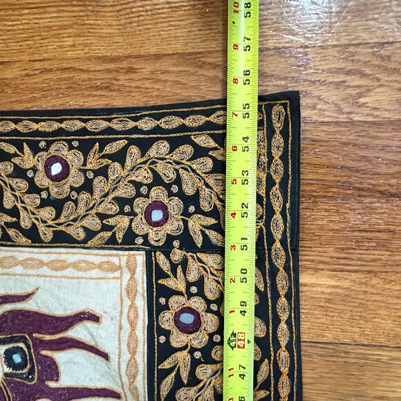 Vintage Indian Kantha Embroidered Tapestry – Elephants, Horses & Folk Motifs - Picture 12 of 14
